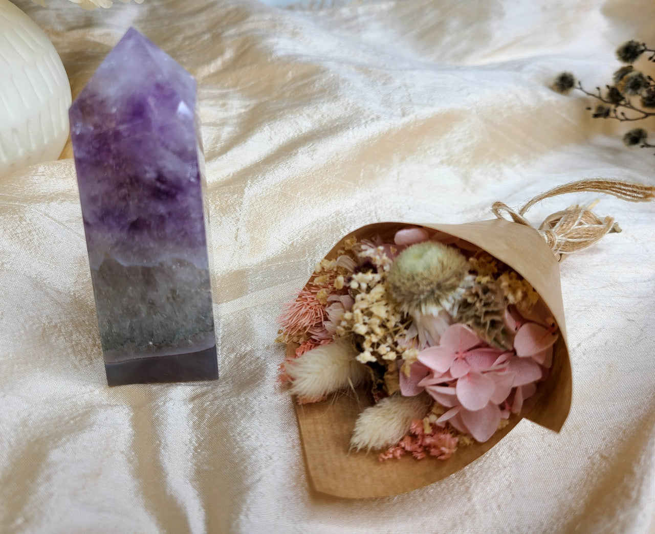 Amethyst and Agate Tower and Mini Dried Bouquet Bundle