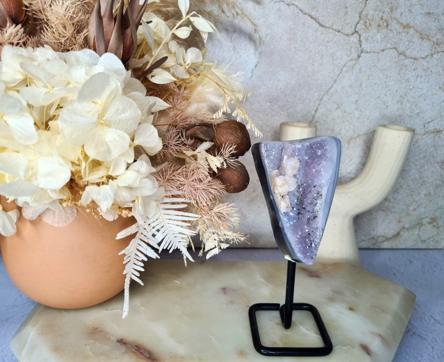 Amethyst Cluster on display stand with Calcite 01