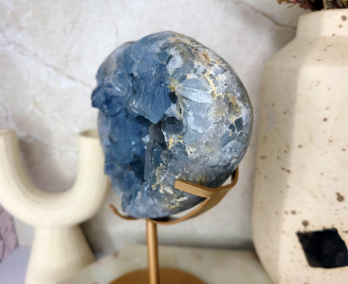 Celestite Heart on display stand 03 - 1.8kg